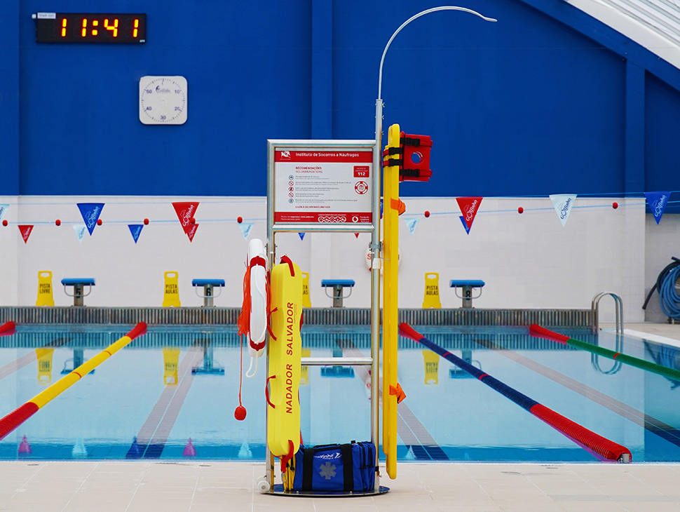 Lifeguard Pool Station – Stainless steel - Image 6