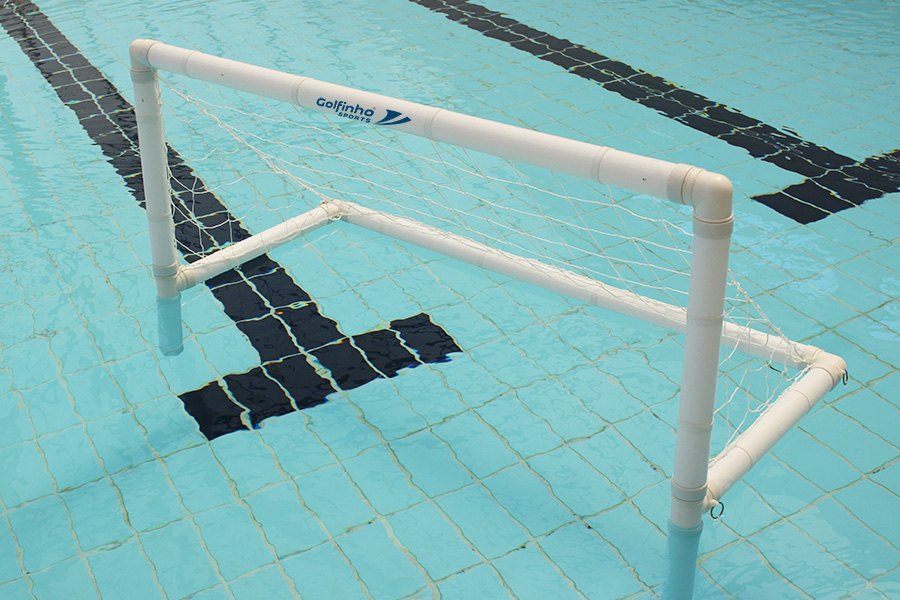 Golfinho” Inflatable Water Polo Goal - Image 2
